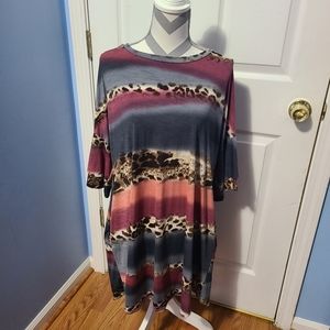 Beautiful tunic/dress with size pockets